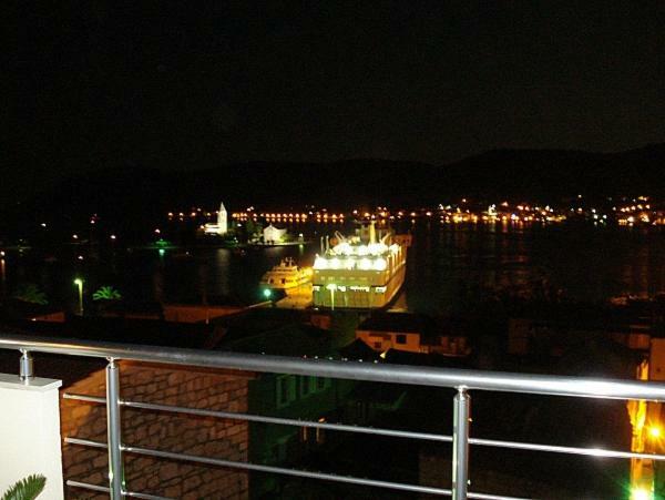 Apartment II Radisic Beautiful View Vis Ngoại thất bức ảnh